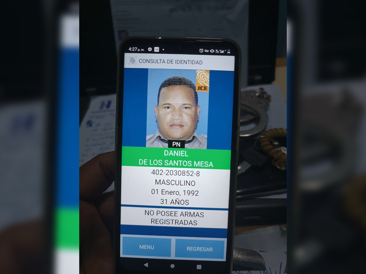 Jueza impone prisión preventiva a hombre estafó comerciante en Monte Plata haciéndose pasar por policía